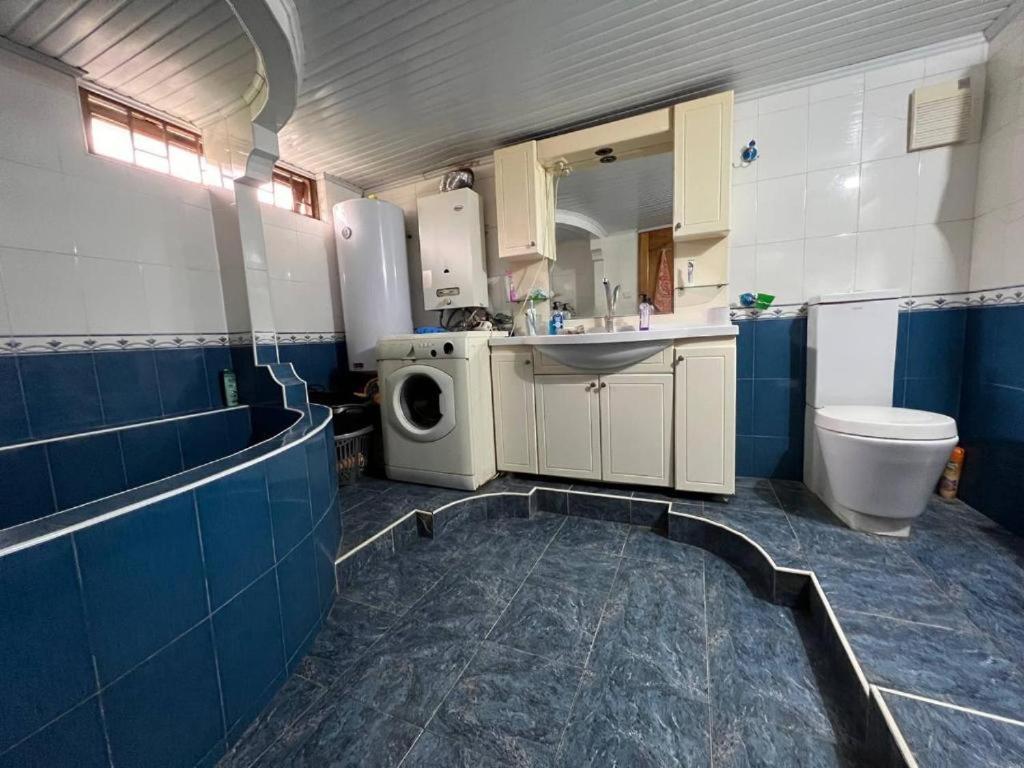 Hotel G I O Samtredia Bagian luar foto