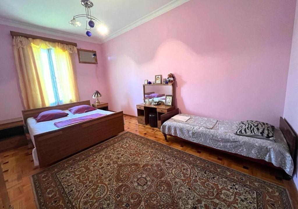 Hotel G I O Samtredia Bagian luar foto