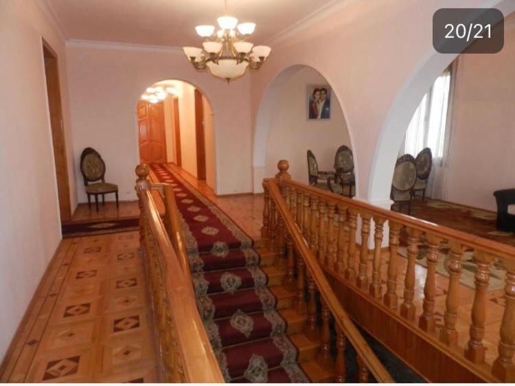 Hotel G I O Samtredia Bagian luar foto